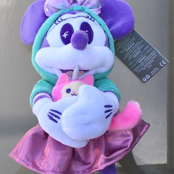 Minnie Mouse💜 Plush - Picture 6 of 7